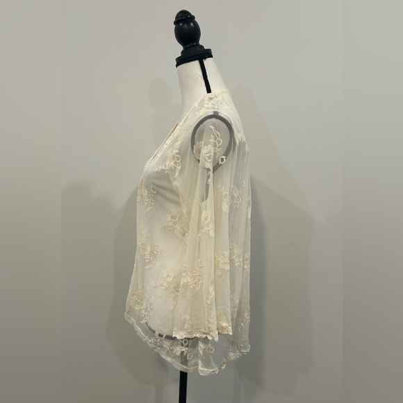 Xhilaration Embroidered Shell - Picture 3 of 4